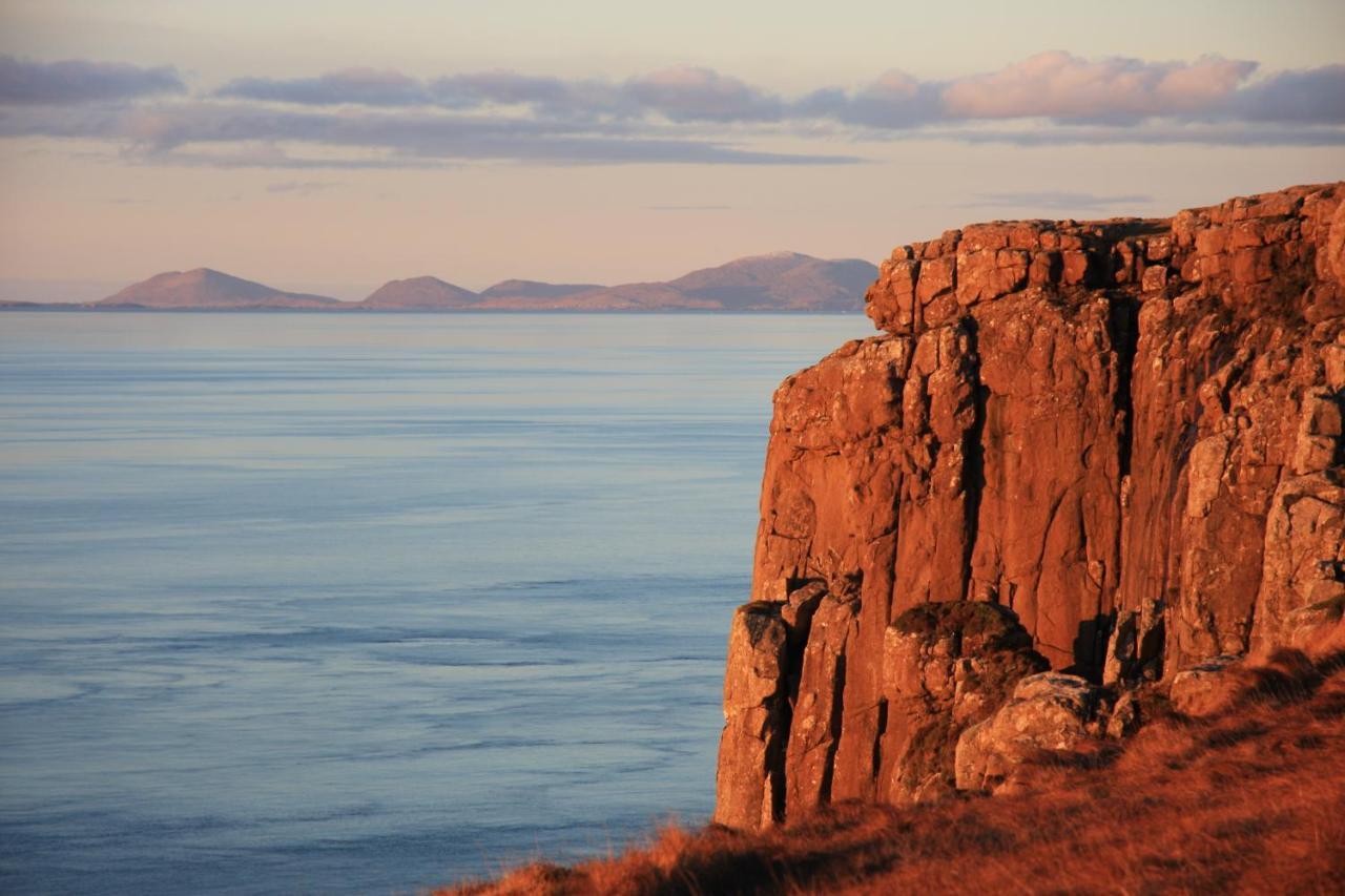 Villa Atlantic Drift - Isle Of Skye - Amazing Sea Views à Glendale  Extérieur photo
